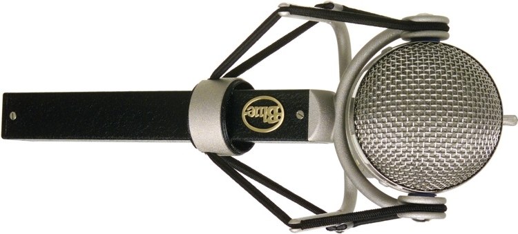 microphone for making a rap song